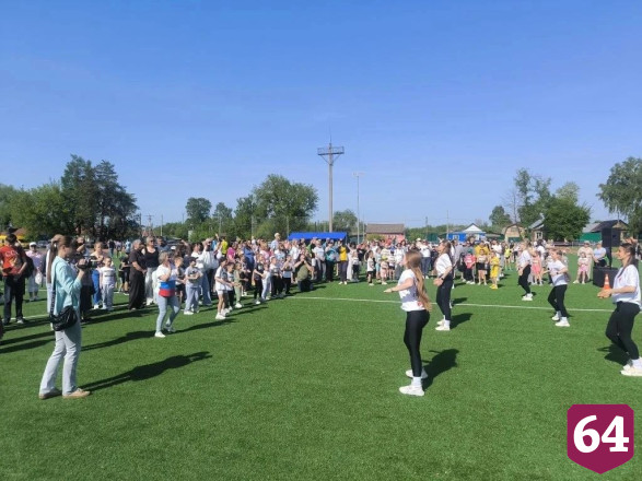 Олимпийские чемпионки провели зарядку для участников саратовского забега